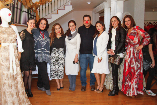Rocío Balderrama, Paty Senties, Mariana Galindo, Bárbara Rodríugez, Alejandro Barboza, Lizbeth Guerrero, Mayela Jiménez e Indra Rivera