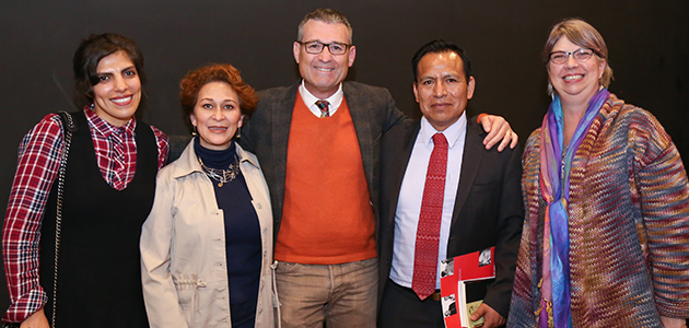 (principal) Selene Cruz, Carolina Rios, Serge Carraro, Feliz Cardoso y Gwenn Folange