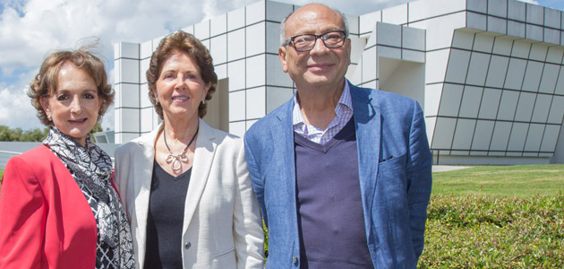 (Principal) 1 Marcela González, María Cristina García y Alejandro Pelayo