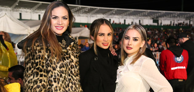 () HERLÍN LUNA, ANNETTE PÉREZ Y MÍRIAM MAGALLON