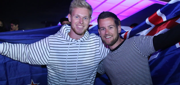 () MATT FOOT Y JAMES WOOD (PRINCIPAL)