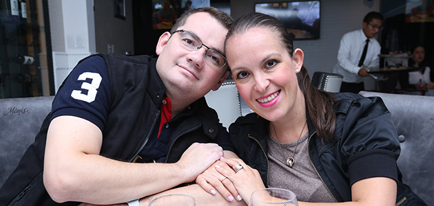 () ALBERTO LARES Y DIANA DE LARES