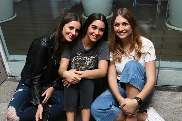 María Fernanda Gómez Verea, Paloma Alcazar y Alejandra Vázquez