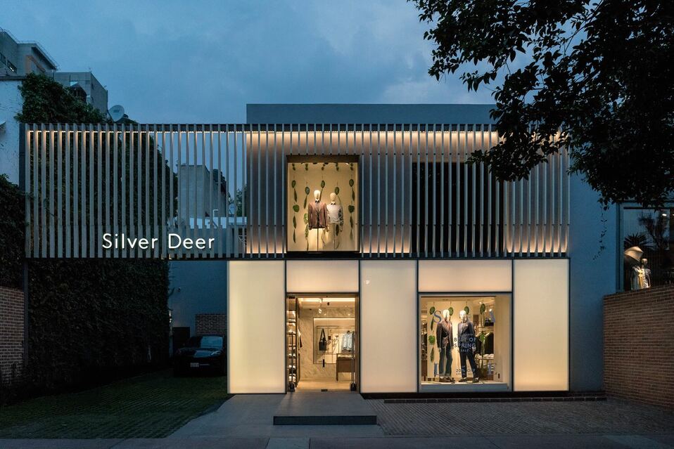 Silver Deer Polanco
