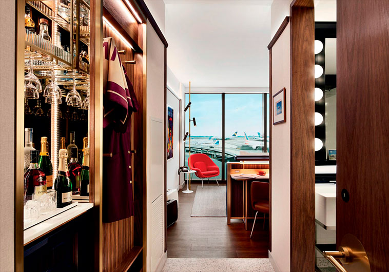 TWA Hotel. Visitamos en exclusiva el primer hotel inspirado en una aerolínea, en específico de la icónica Trans World Airlines que operó hasta 2001.