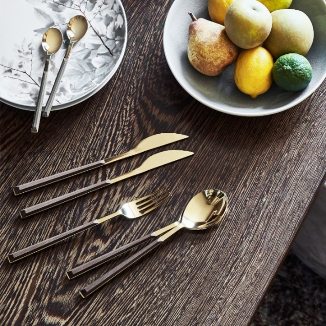 Utensilios de acero inoxidable (Foto: Zara Home).