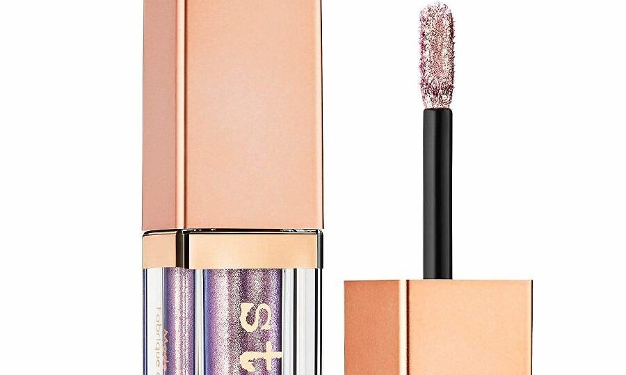 Experimenta combinando distintos tonos para un resultado divertido, o adopta un look monocromático que te de un toque dulce.