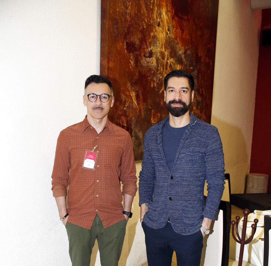 Carlos Escobar y Robert Moore