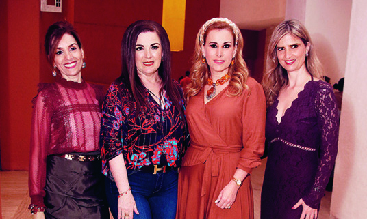 Olga Mejía, Marlene Dávila de Rodríguez, Graciela Tandredi de Flores y Karina Mata