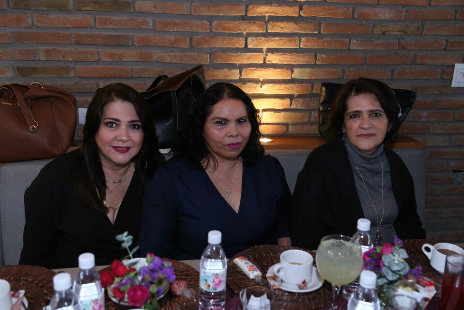 Ana, Silvia y Elba