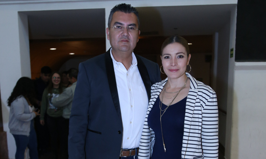 Miguel y Valeria