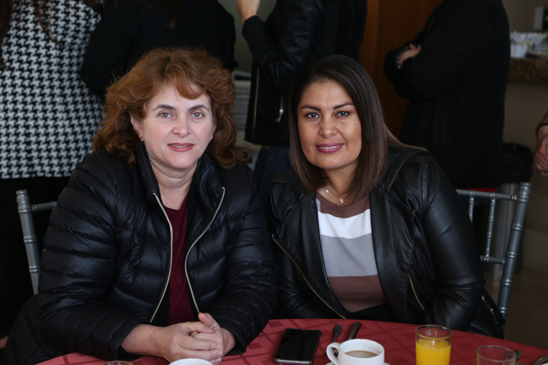 Mariela y Lesly