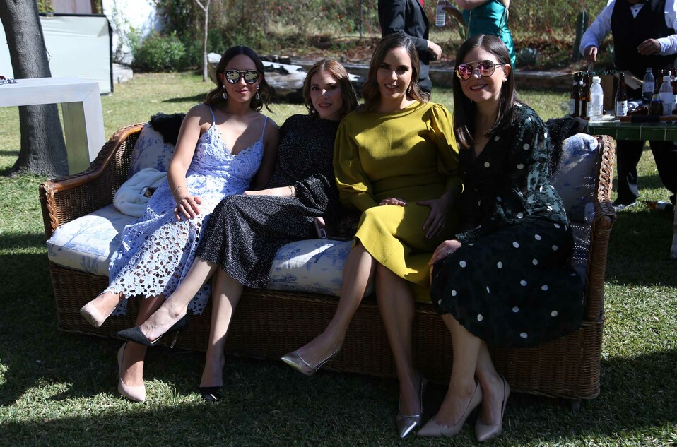 Patricia, Regina, Marifer y Ana