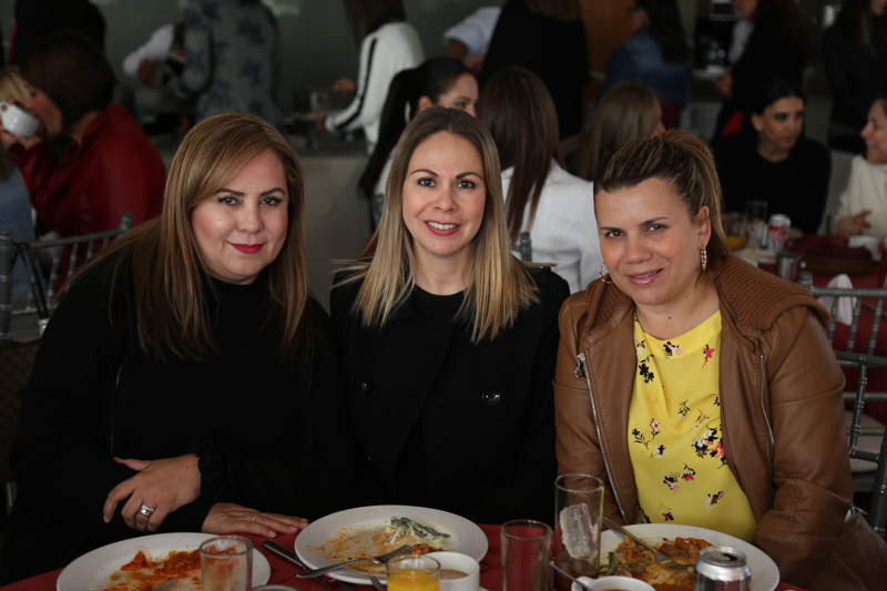Yolanda, Argelia y Claudia