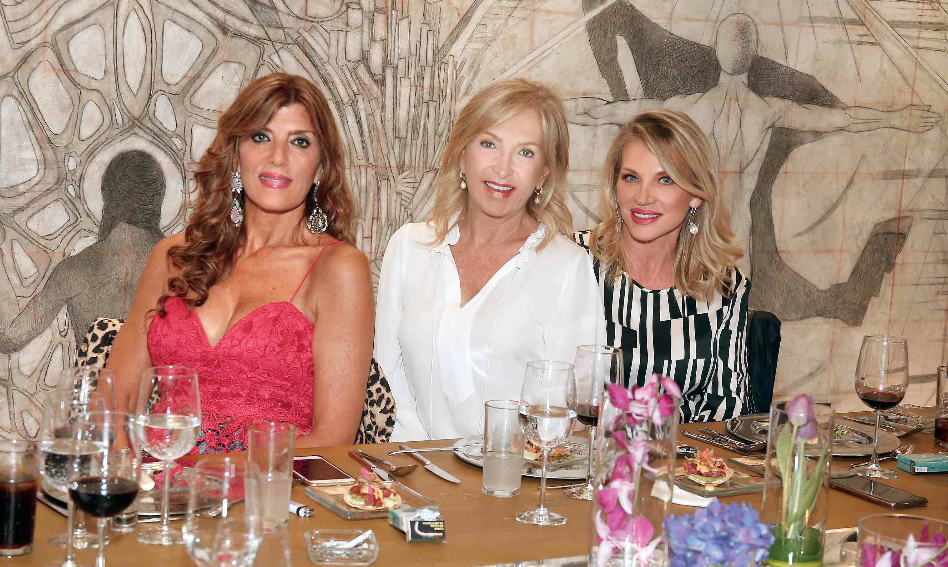 Yvonne Hayek de Treviño, Maye Olivares de Ortiz y Maya Flores de Karren