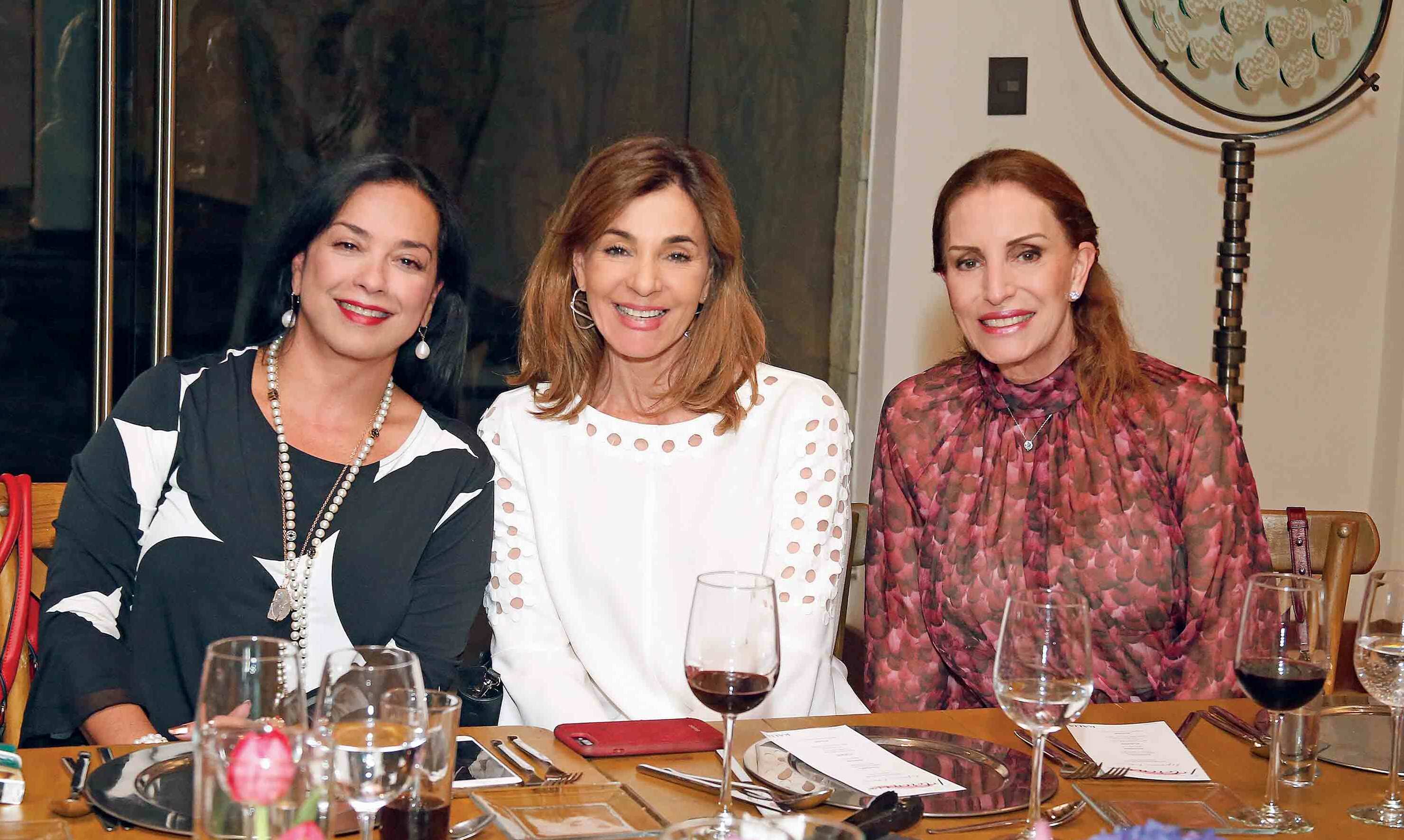 Mireya Montemayor de Pérez-Salinas, Berna Daccarett de Álvarez Tostado y Gachi Calderón de Rubio