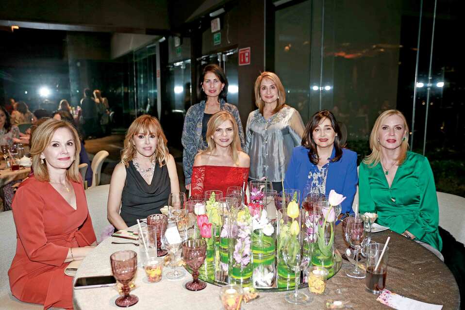 Idalia Martínez de Martínez, Ivette Morales de Ferrara, Irma Garza de Yarte, Cecilia Garza de Eggleton, Marcela Ortiz de Villarreal, Marcia Roca de