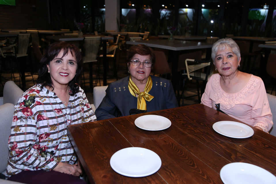 Guadalupe, Graciela y Estela