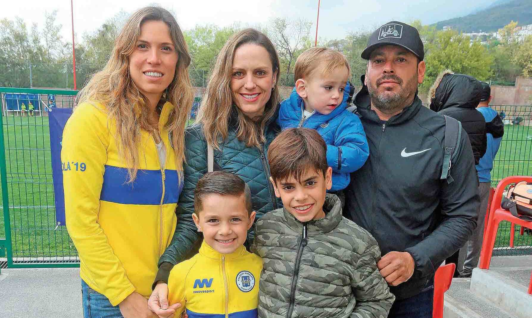 Lorena Morales, Ana Lorena Galindo, Germán Aguirre, Armando Carrillo y Romualdo Aguirre