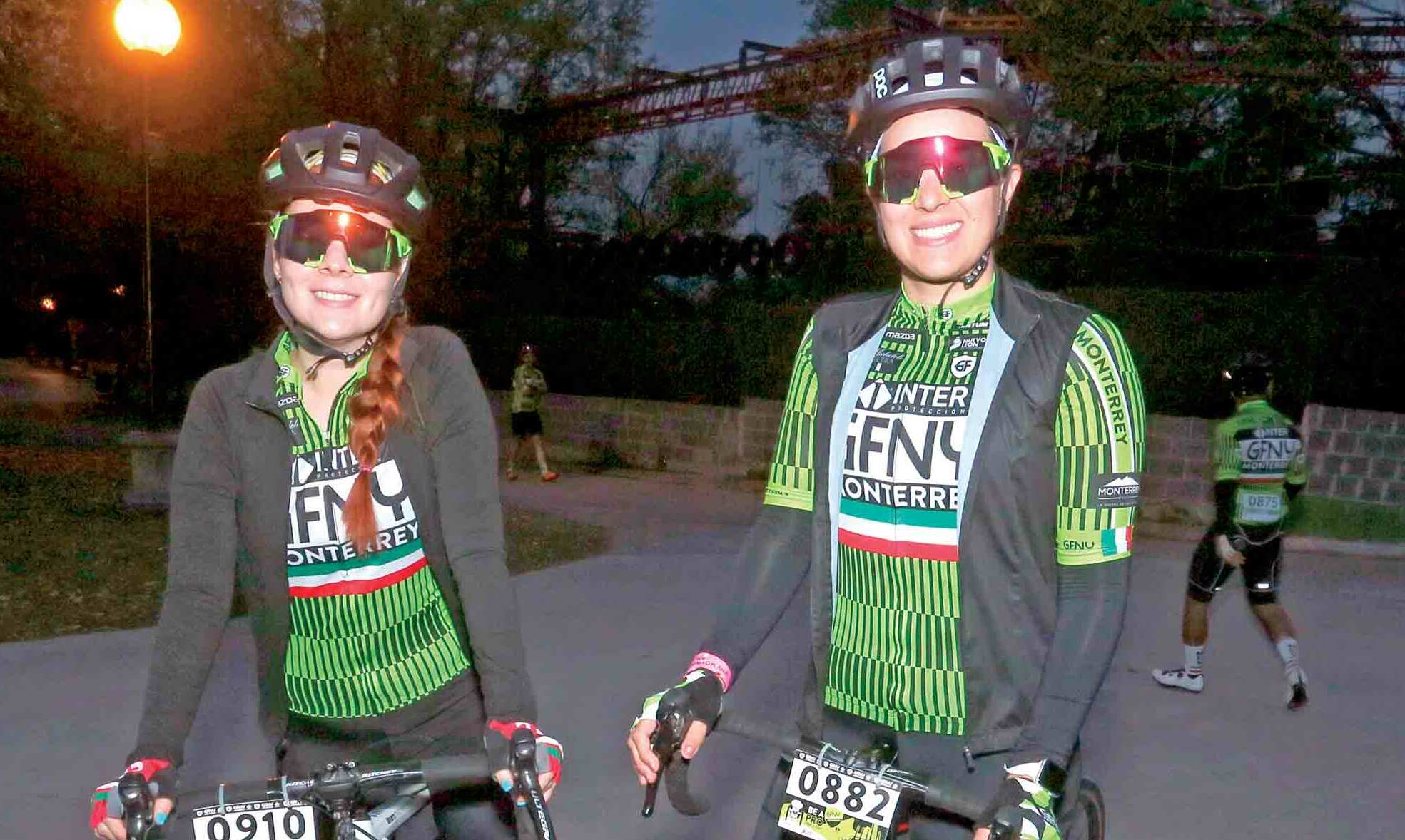 Paola Bazán y Olga-Ramos