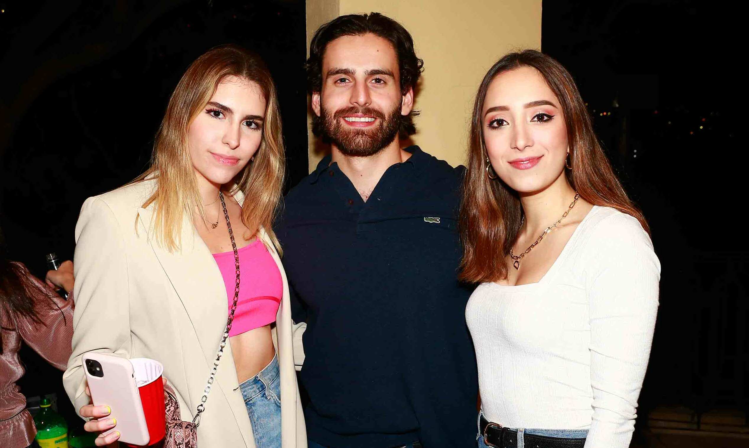Daniela Hernández, Alberto Longoria y Daniela Casellas / Foto: Daniel Saldívar