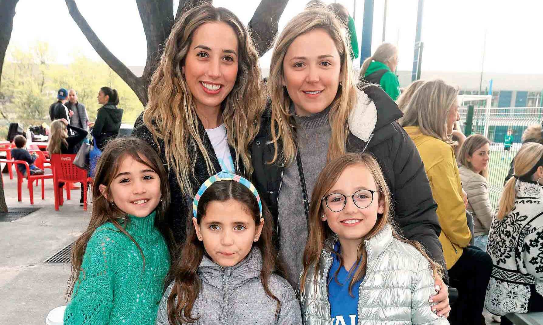 Nazareth de la Garza de Leal, Naz Leal,  Vale Cueva, Dany Cueva y Daniela Hernández