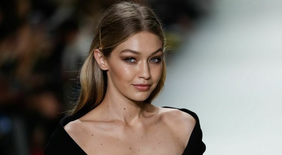 Gigi Hadid (Shutterstock).
