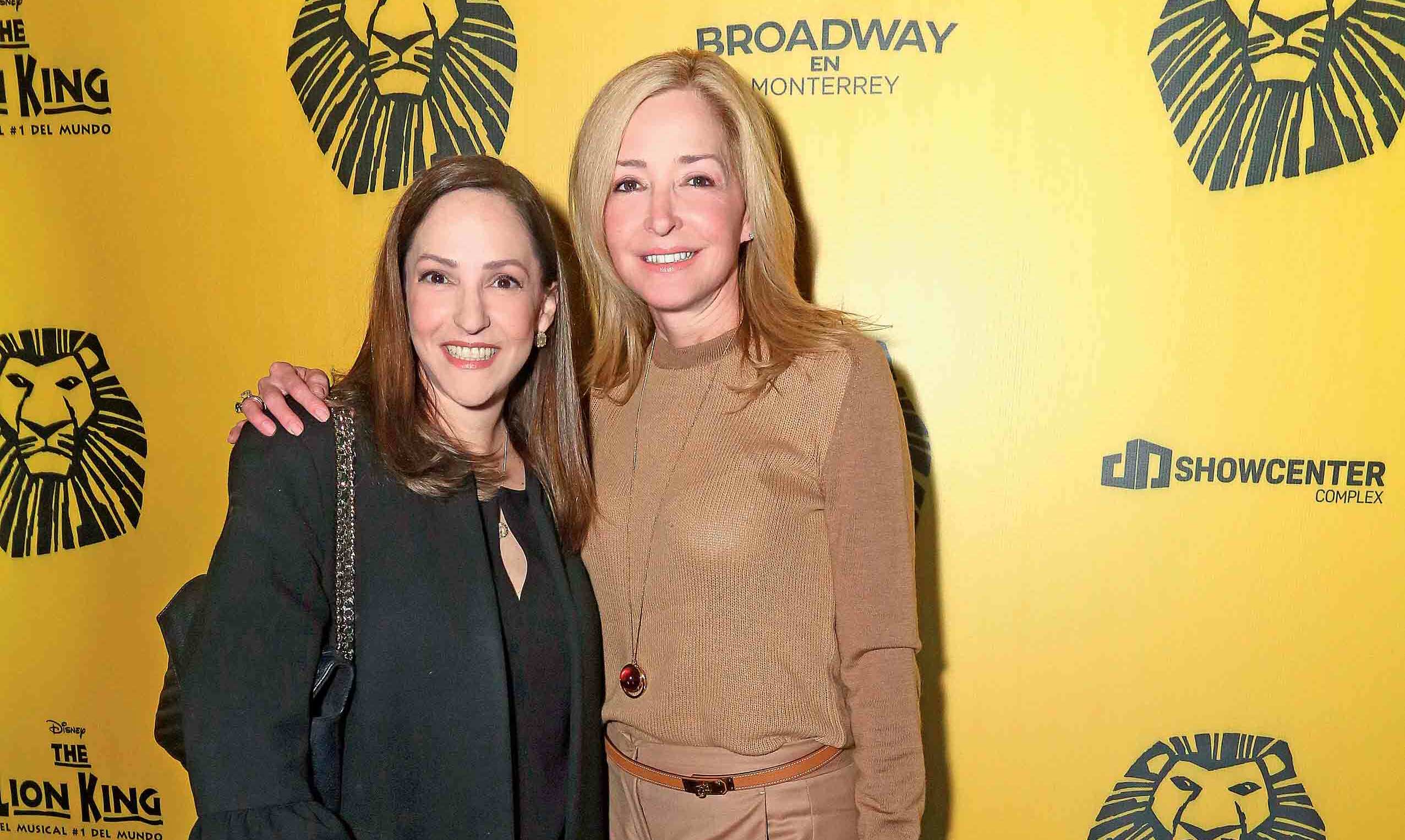 Lorenza Herrera de González Ballesteros  y Bárbara Herrera de Garza