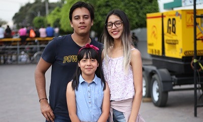 Rafael González, Ambar Ramírez y Frida González