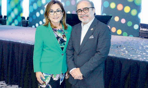 Lilia Velazco Del Ángel y José Sierra