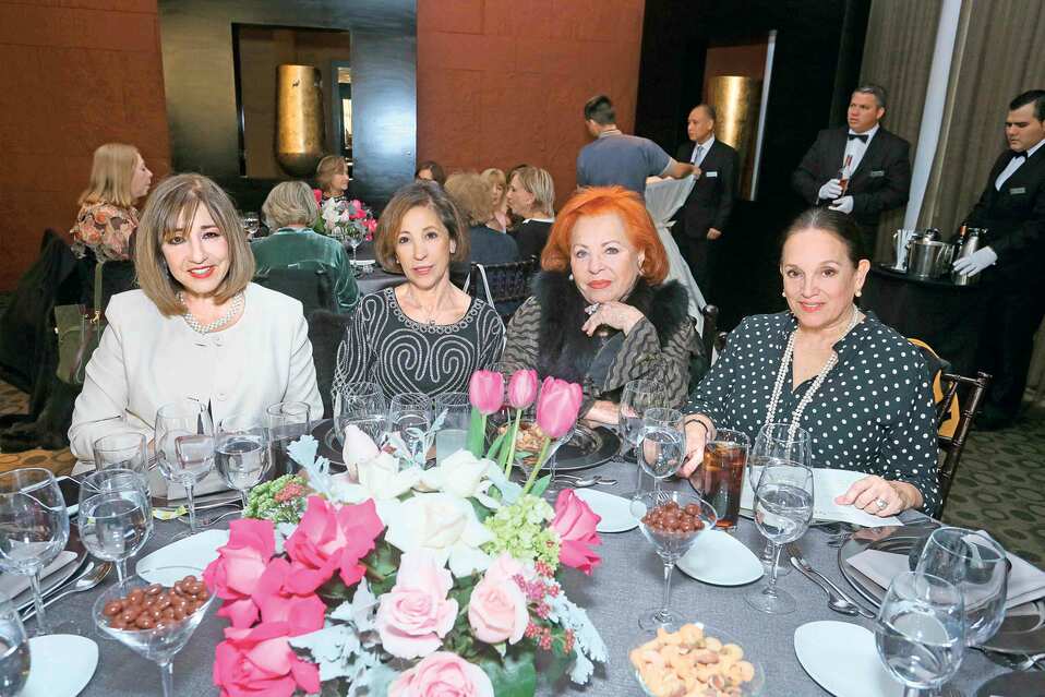 Cecilia Sojo, Adriana Sánchez de Cepeda, Lucy Miller y Nora Calderón
