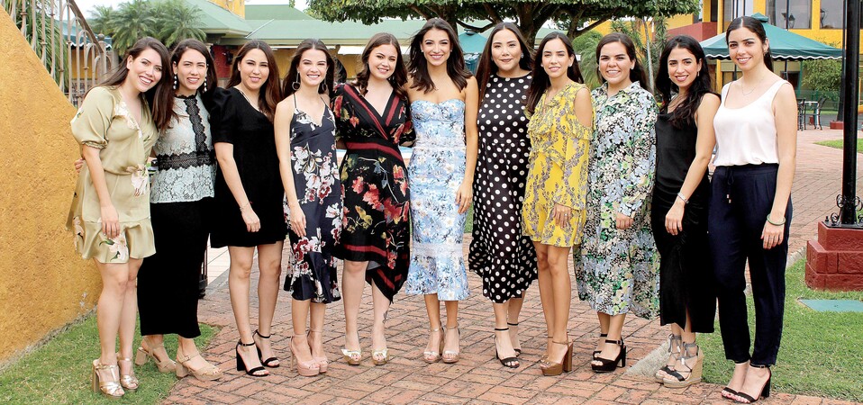 Daniela Rodríguez, Ana Sofía Paredes, Rosa Elisa Ortega, Mariana Castañeda, Astrid King Chui, Ana Cecilia Chavaría, Lucía Fuentes, María Emilia Garza,