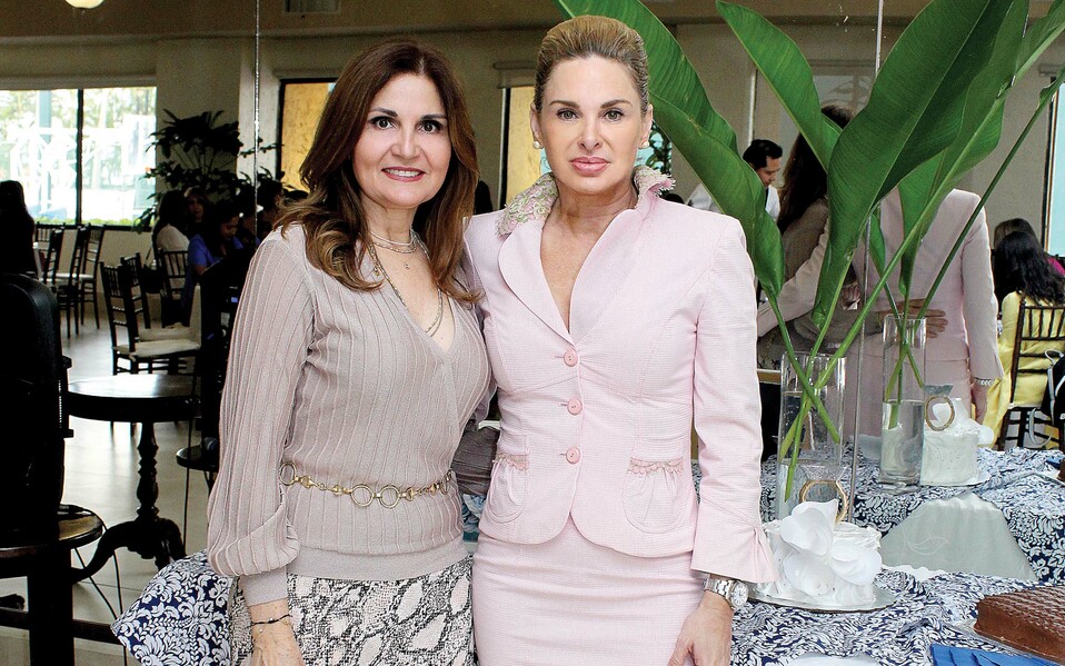 Rosa Soberón y Lupana Étienne/ Foto: José Chang