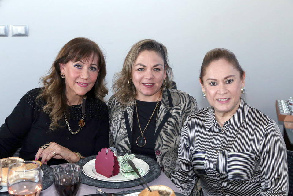 Rosy, Tere y Tita