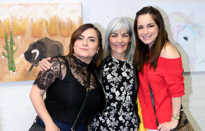 Ana Paula, Lupita y Julia