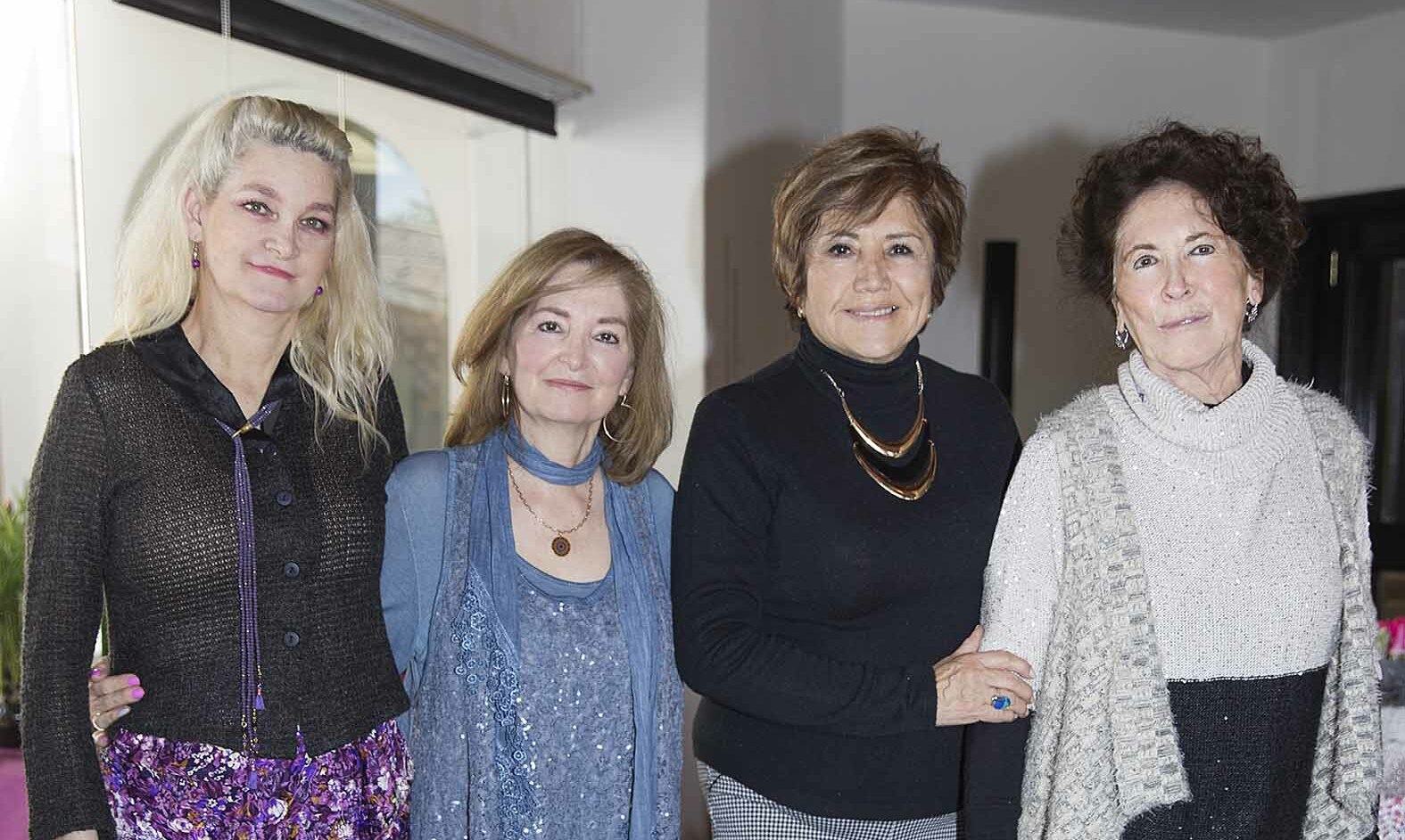 Ridairo Luna, María Luna, María Celia Segura y Alejandra Molina