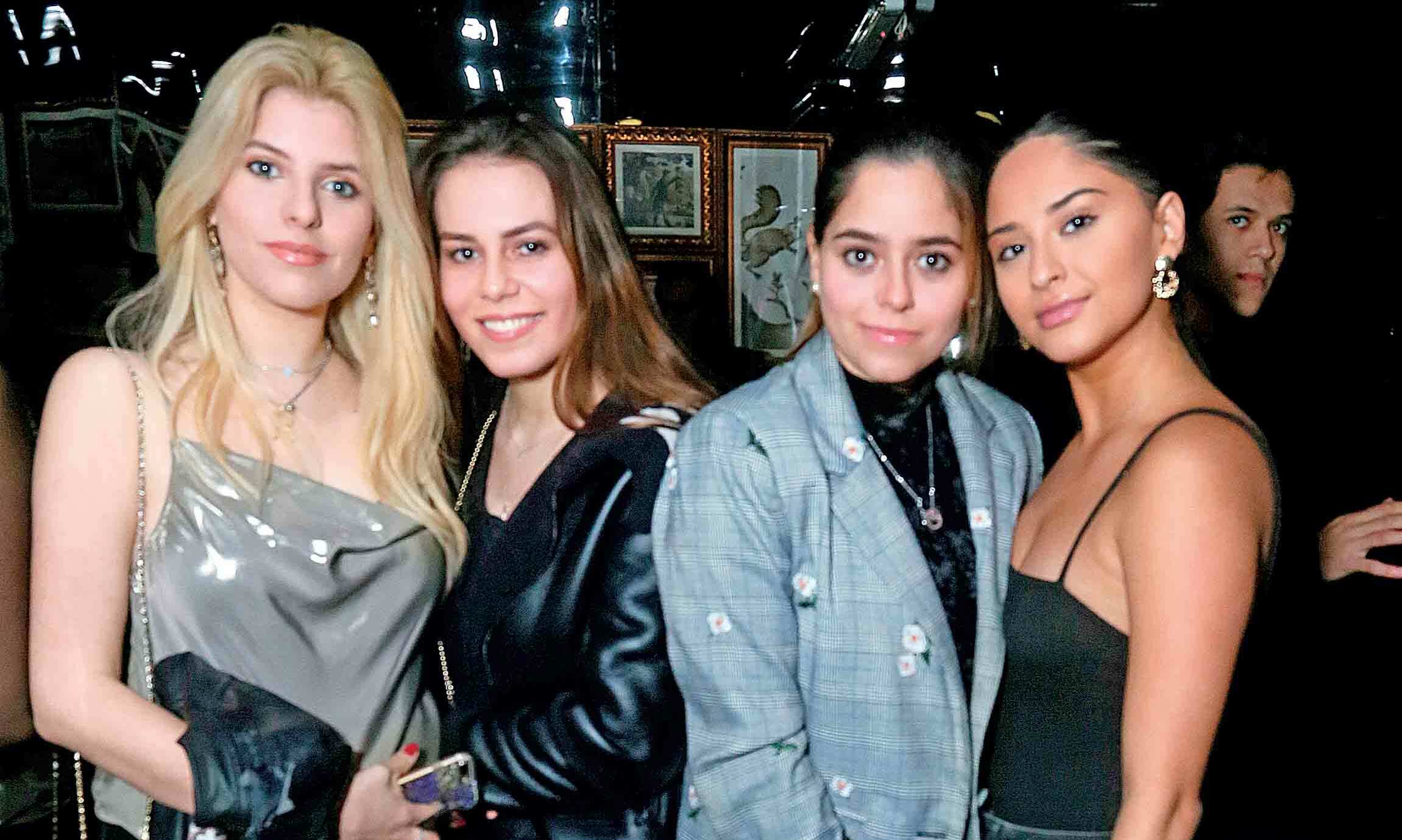 Raquel Rodríguez, María Paulina Gutiérrez Camila Rodríguez y Gabriela de la Garza