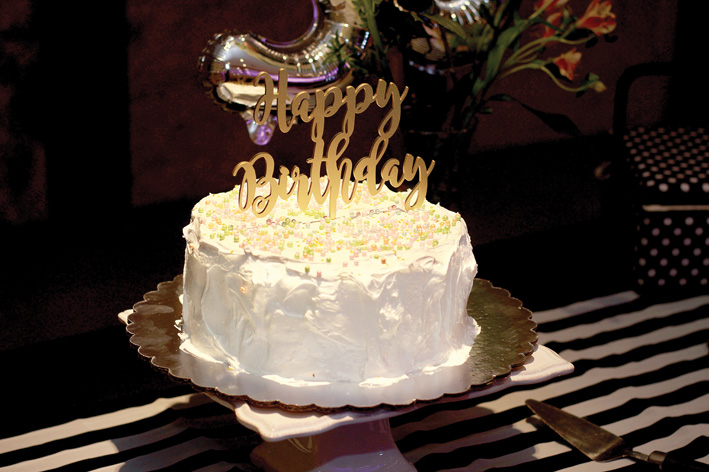 Únicos Detalles / José Chang