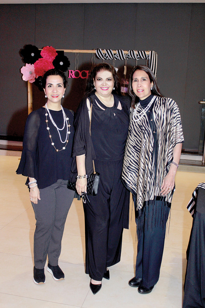 Yolanda Hickman, Sandra de Delsol y Carolina Gongora / José Chang