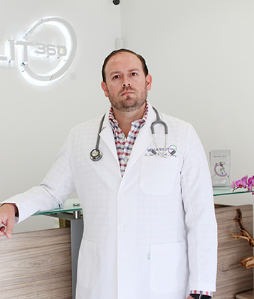 Dr. Juan Pablo Carrillo Santoscoy