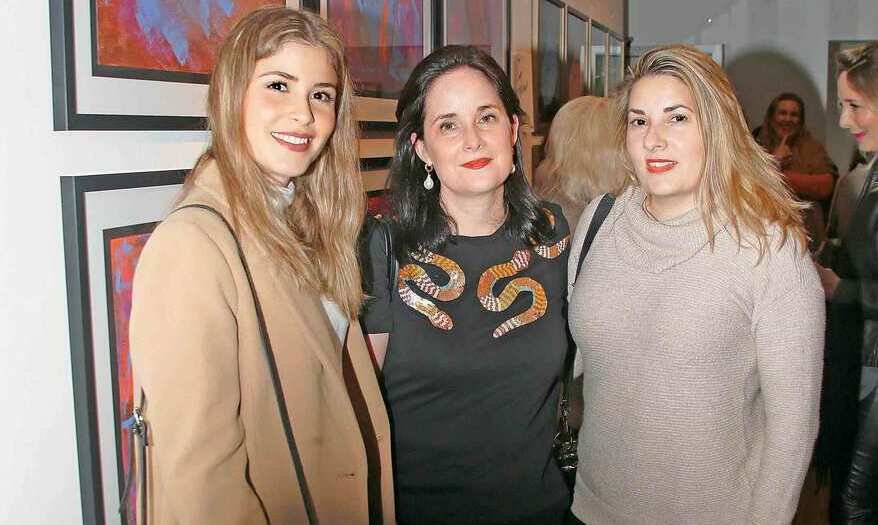 Fernanda Olea, Marcela Welsh y Laura Sotomayor de Valderrama
