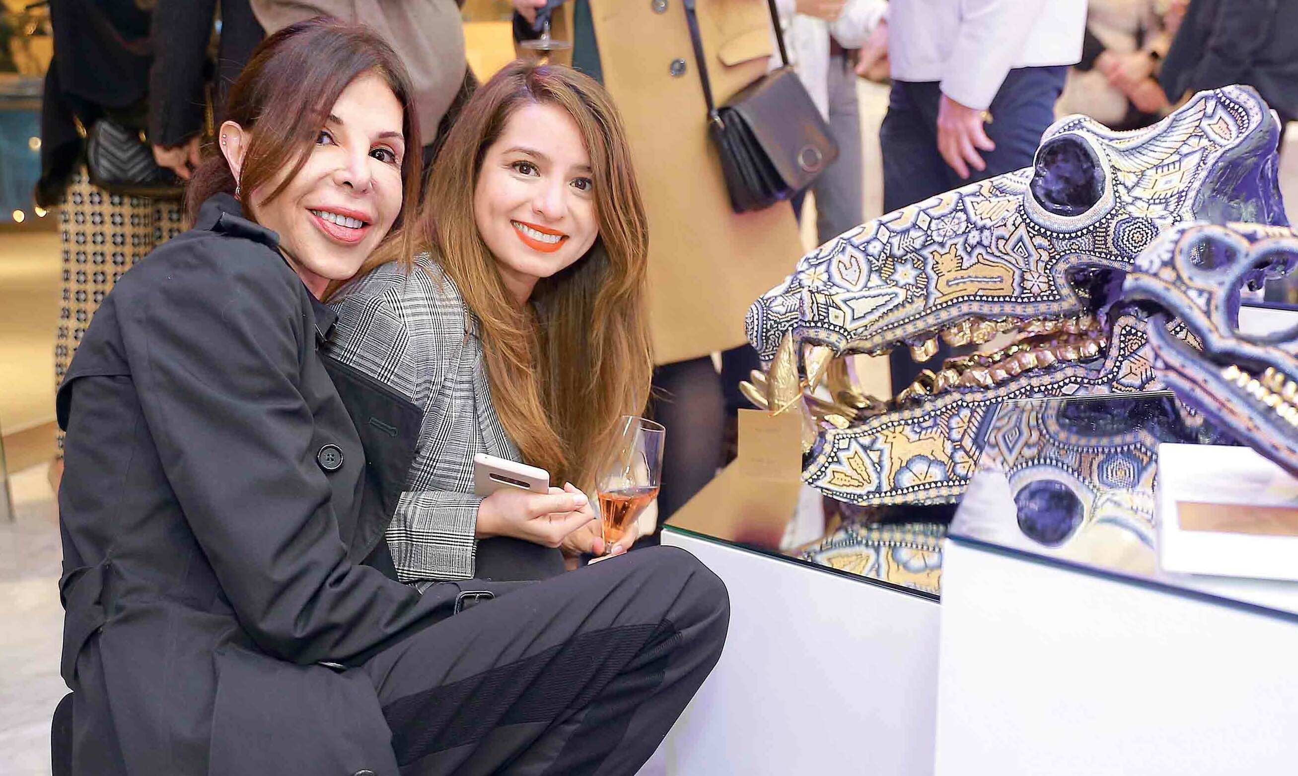 Cristina Lankenau y Laura Robles