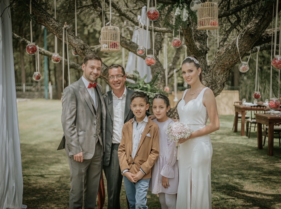 Miguel Lucatero, Omar Barrera, Saim Barrera, Camila Barrera y Orianna Barrera. Foto: Rodrigo Sánchez Chong.
