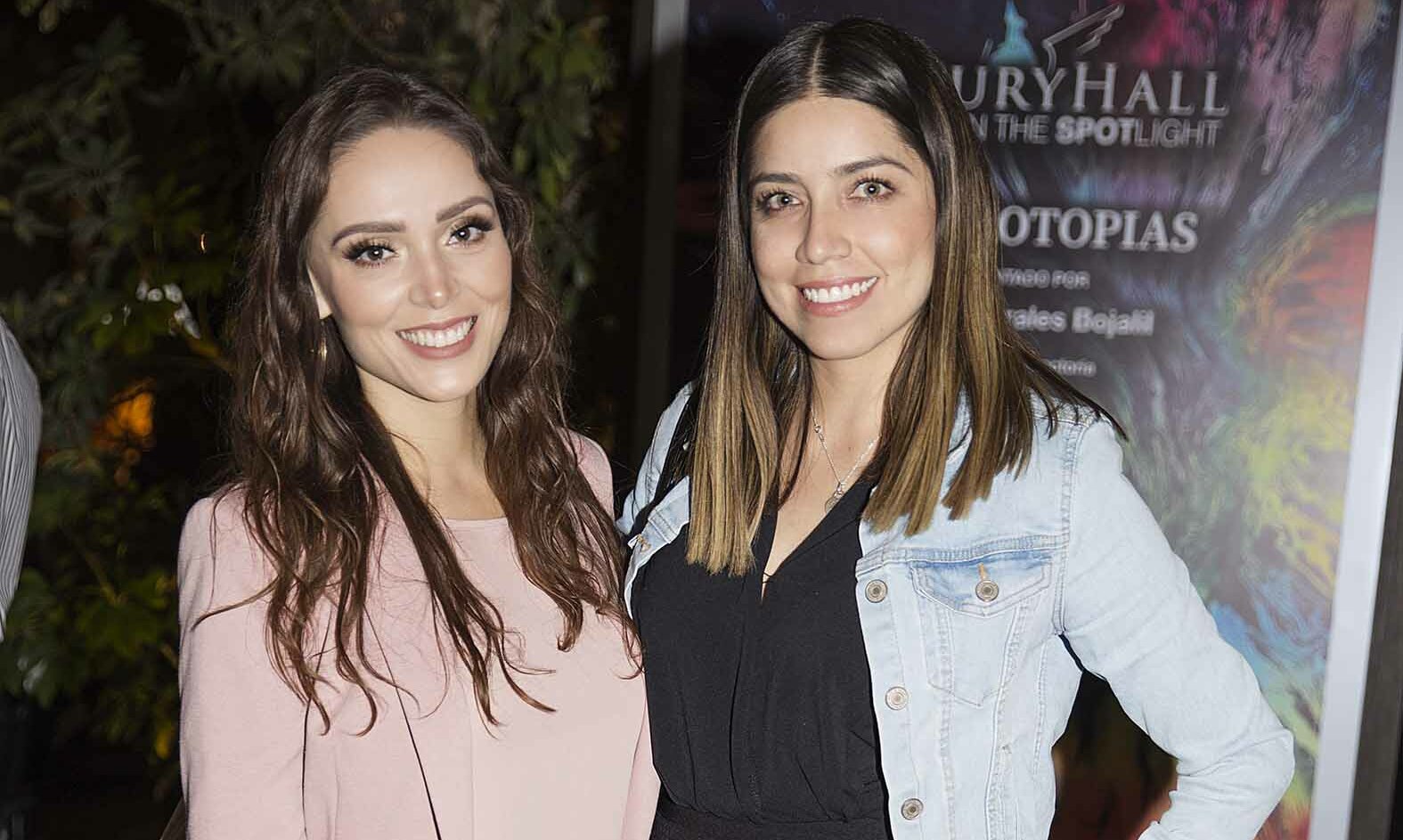 Viri Villanueva y Majo Flores