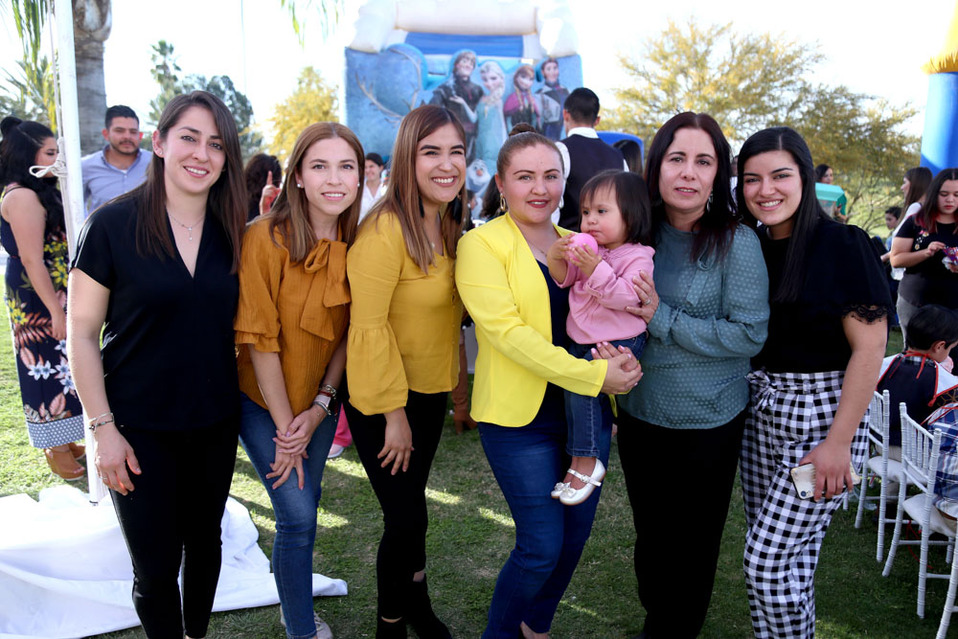 PENELOPE, REGINA, DIANA, IRMA, LUCIANA, SUSANA, MARIELA
