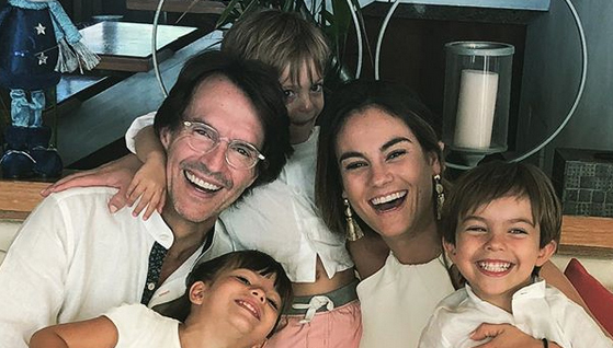 Paola Albarrán y Fernando Landeros tuvieron a sus trillizos Pablo, Fernando y Natalia en julio de 2015