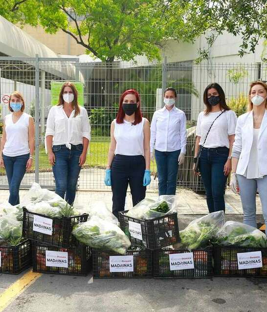 Madrinas de San Pedro / Foto: Daniel Saldívar