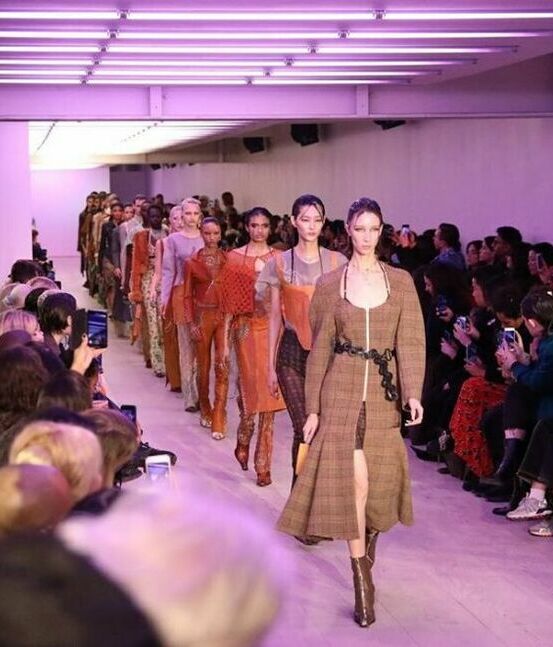 La próxima semana de la moda de Londres se realizará completamente en línea/Foto: Instagram @londonfashionweek