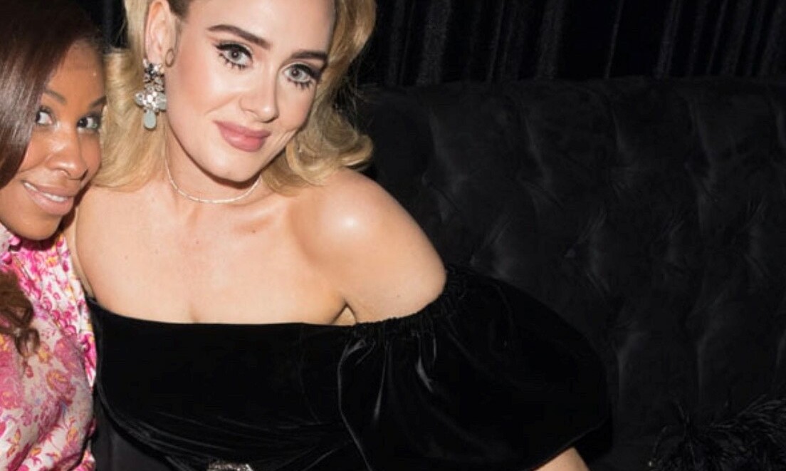 Adele sorprendió durante la fiesta del cantante Drake a finales del año pasado.