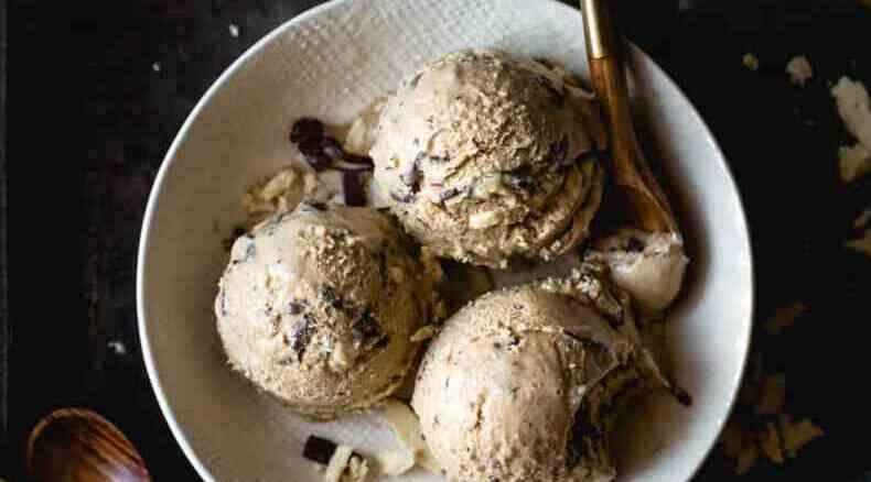 Aprovecha la cuarentena para preparar estas deliciosas recetas de helado saludable en casa.
